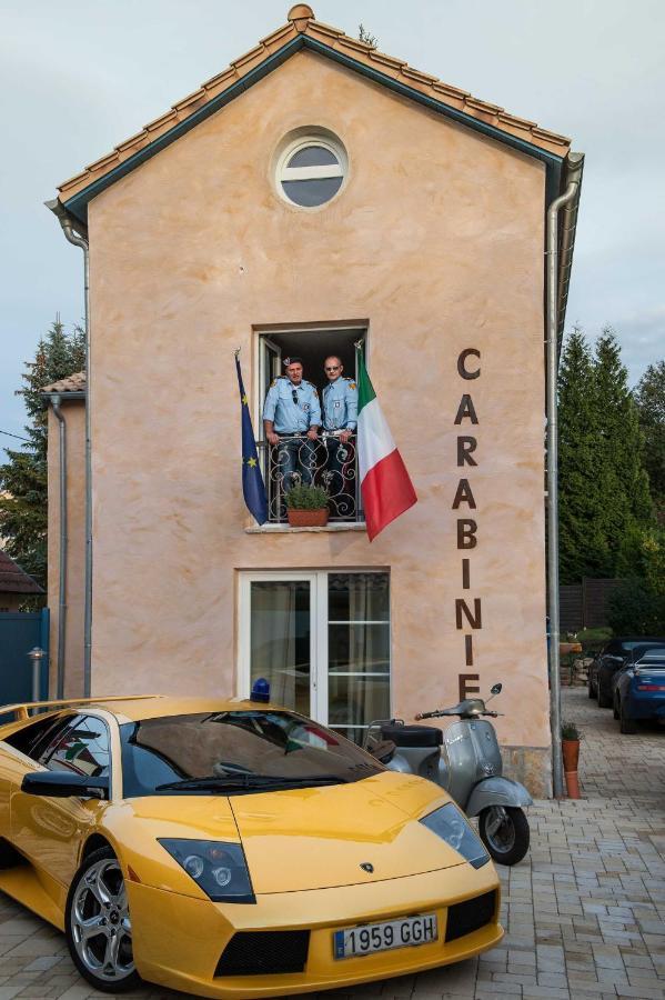 Отель Casa Dei Carabinieri Merchweiler Экстерьер фото